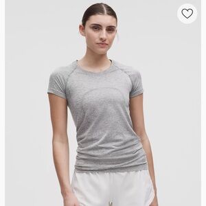 lululemon athletica Light Gray Short Sleeve Tee